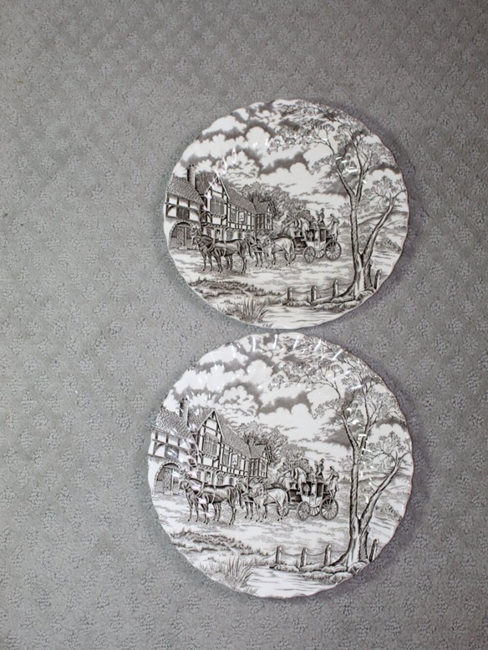 Set of 2 Royal Mail Staffordshire Ware Brown White 9.75" Dinner Plates